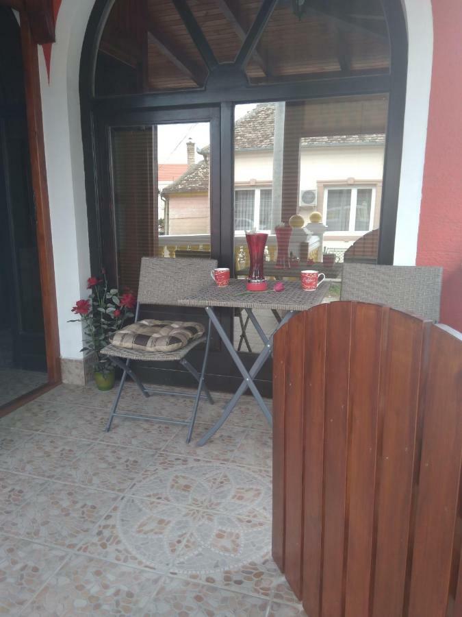 Apartments Barocco Golubac Ngoại thất bức ảnh